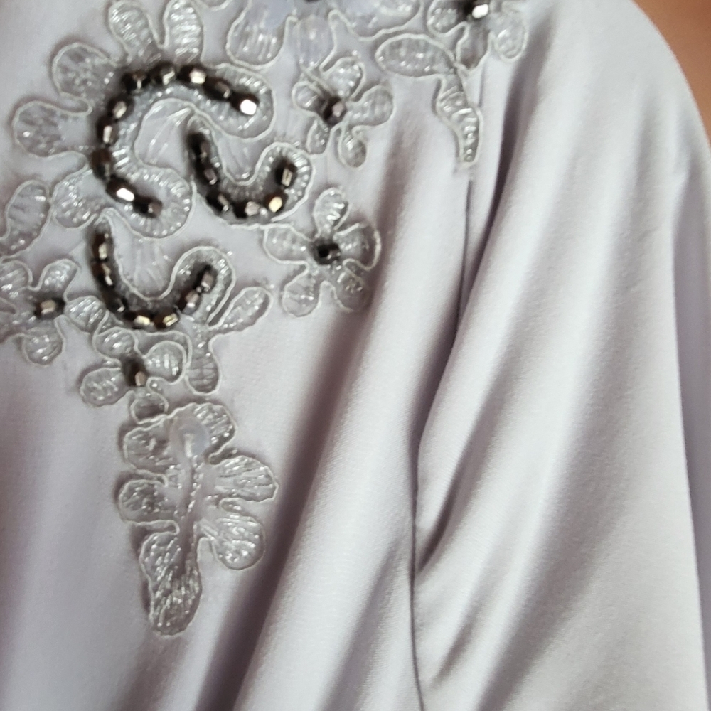 Gorgeous Light grey semi-formal dress - Picture 8 of 8